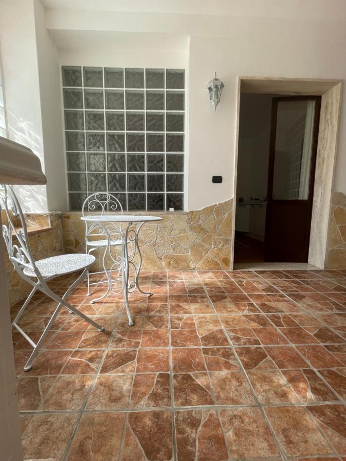 Salentina White House Panzió Lecce Kültér fotó