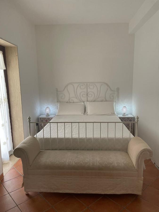 Salentina White House Panzió Lecce Kültér fotó