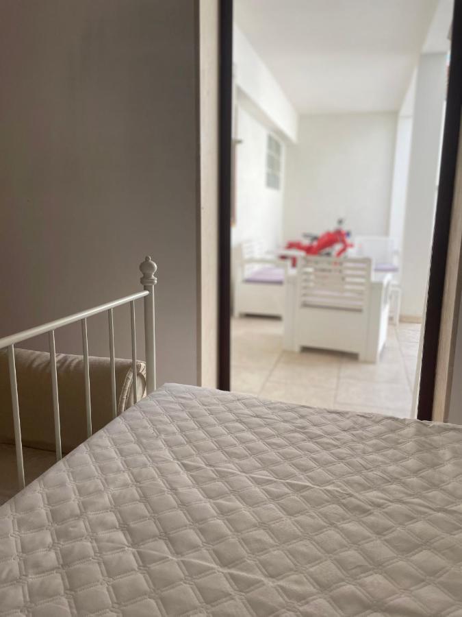Salentina White House Panzió Lecce Kültér fotó