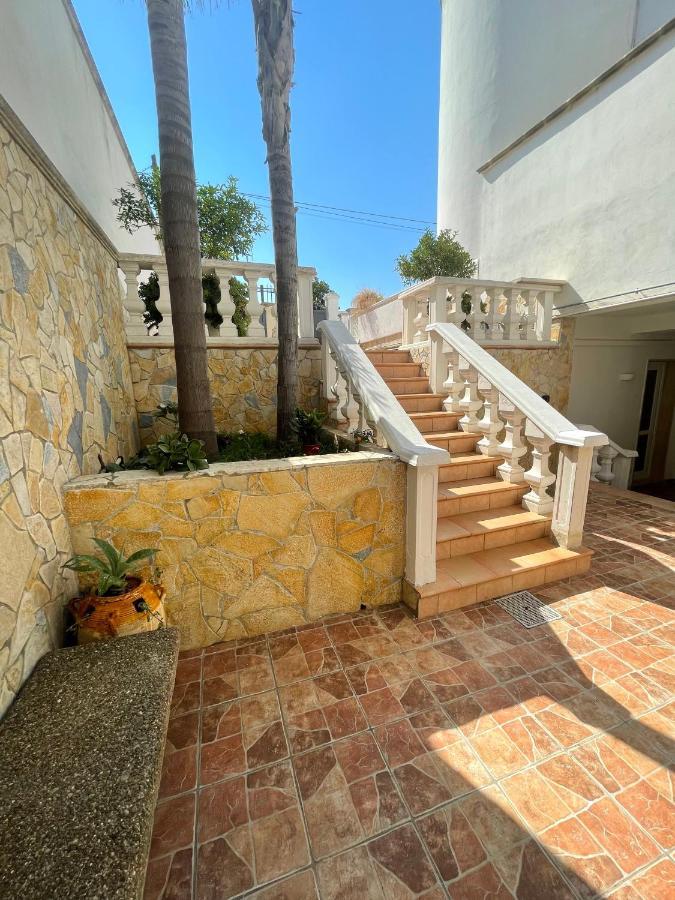 Salentina White House Panzió Lecce Kültér fotó