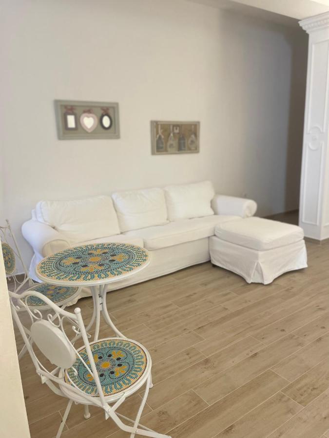 Salentina White House Panzió Lecce Kültér fotó